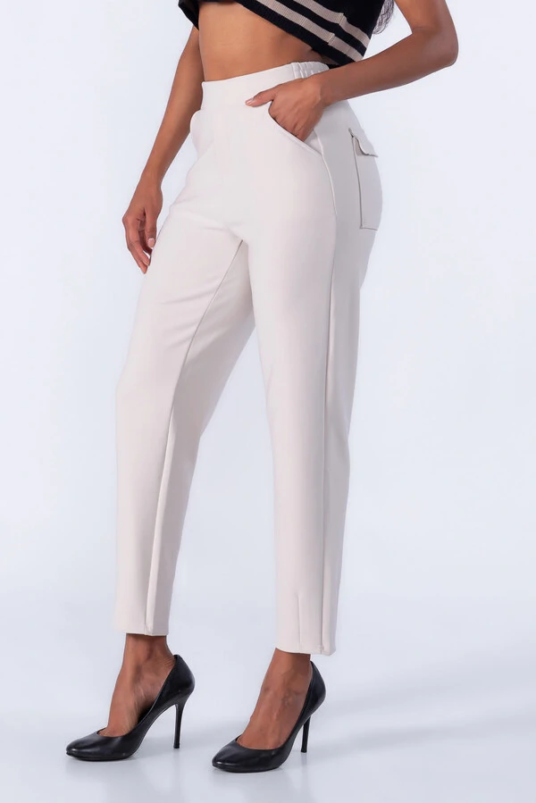 Calça Social Com Bolsos