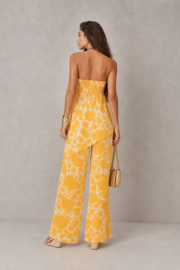 Conjunto blusa e calça estampado