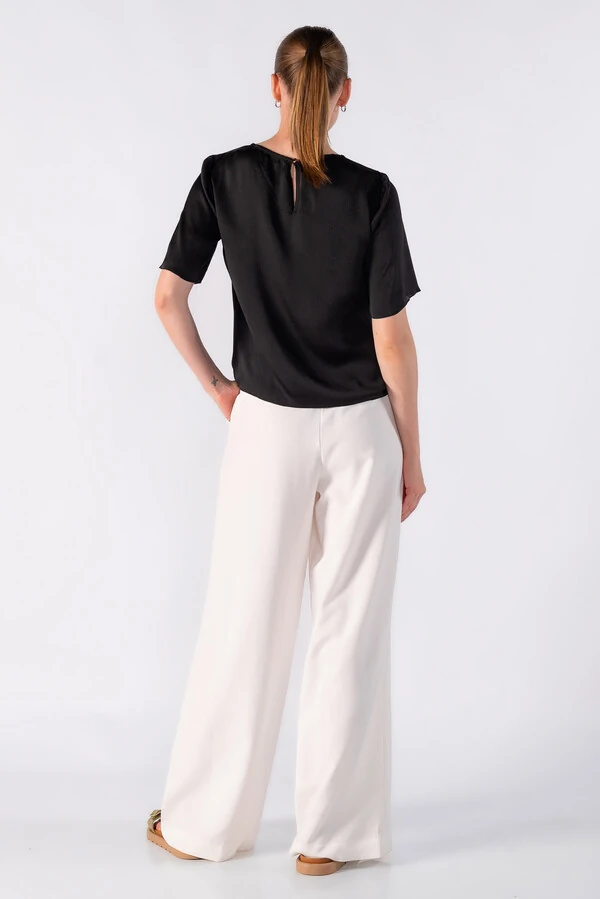 Blusa bata em crepe actinado meia manga