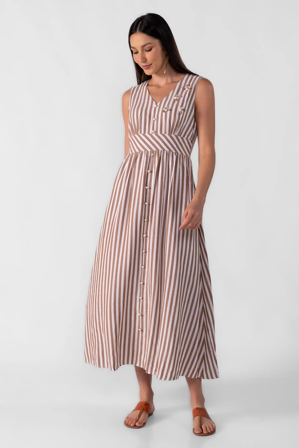 Vestido longo aplicação bordadas