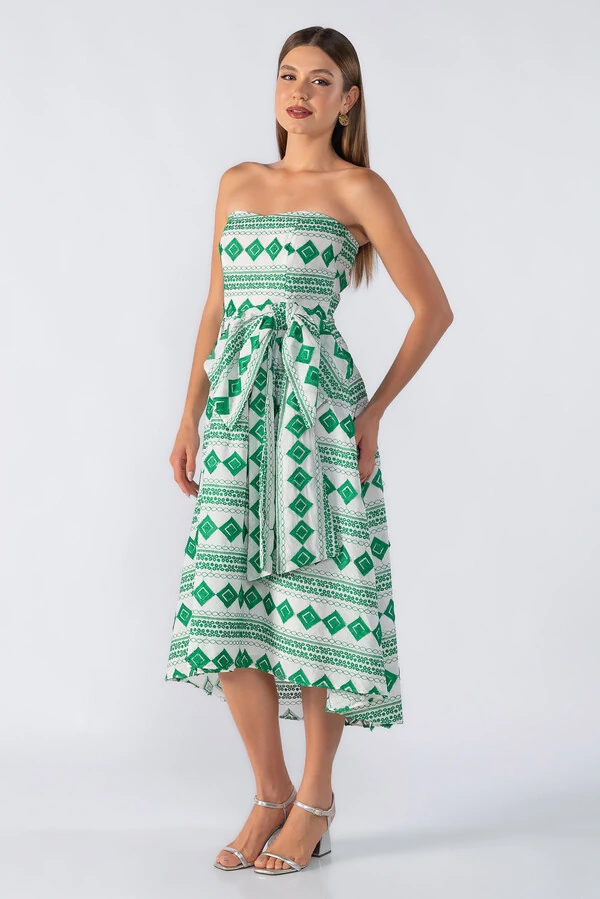 Vestido midi tomara que caia com laco