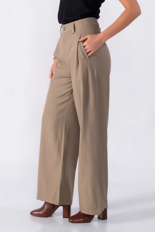 Calca pantalona detalhe costura dupla pregas