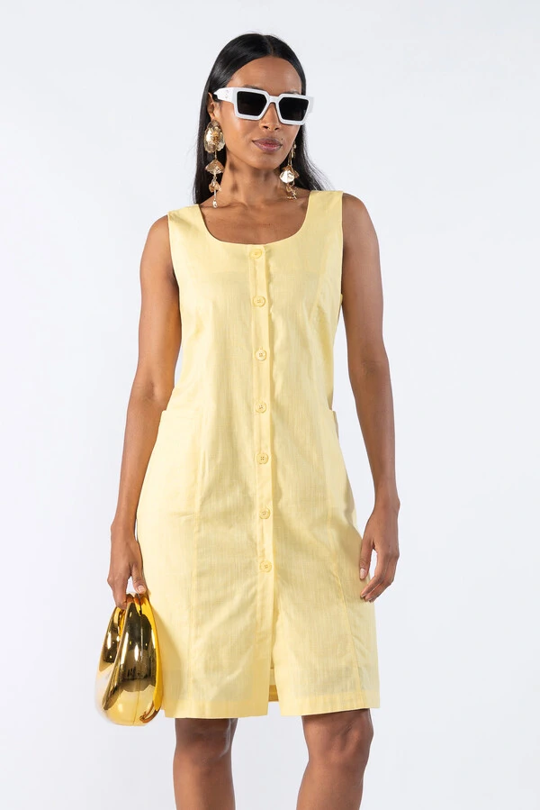 VESTIDO COM BOTOES E BOLSOS