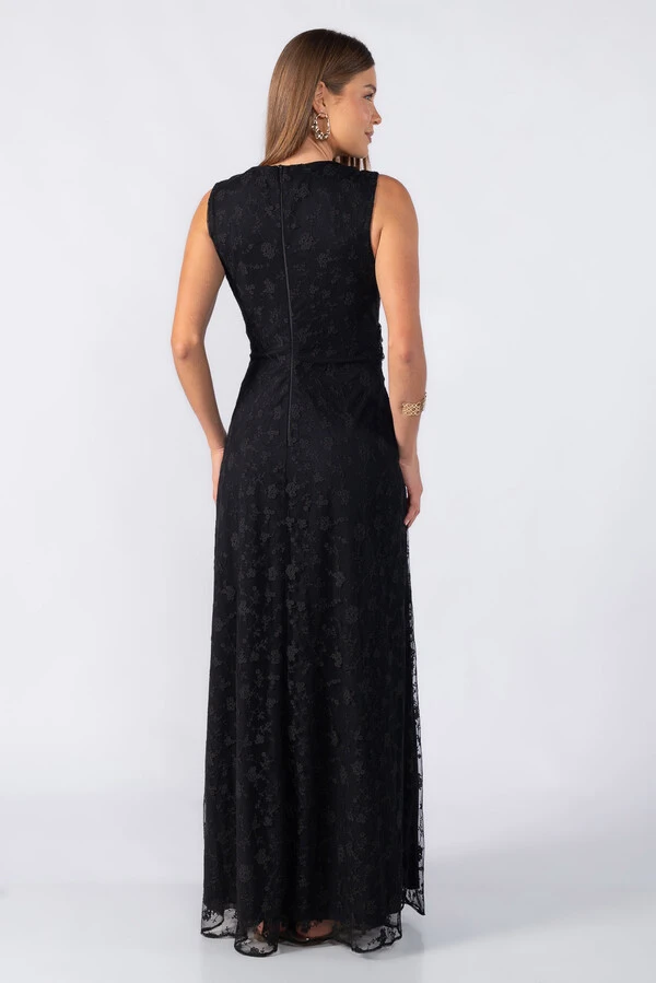 Vestido longo tule bordado