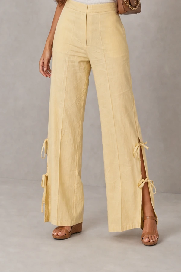 Conjunto blusa e calça com amarração