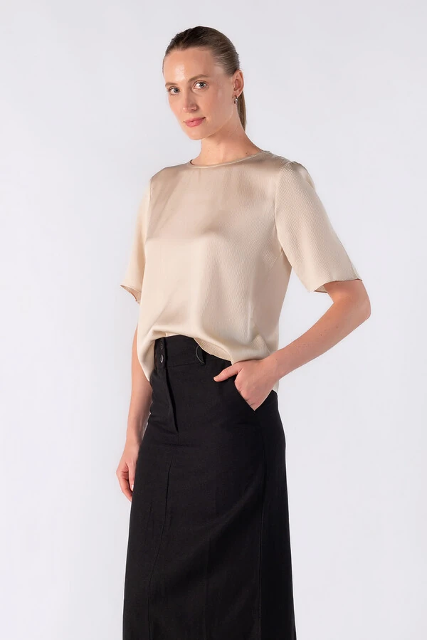 Blusa bata em crepe actinado meia manga