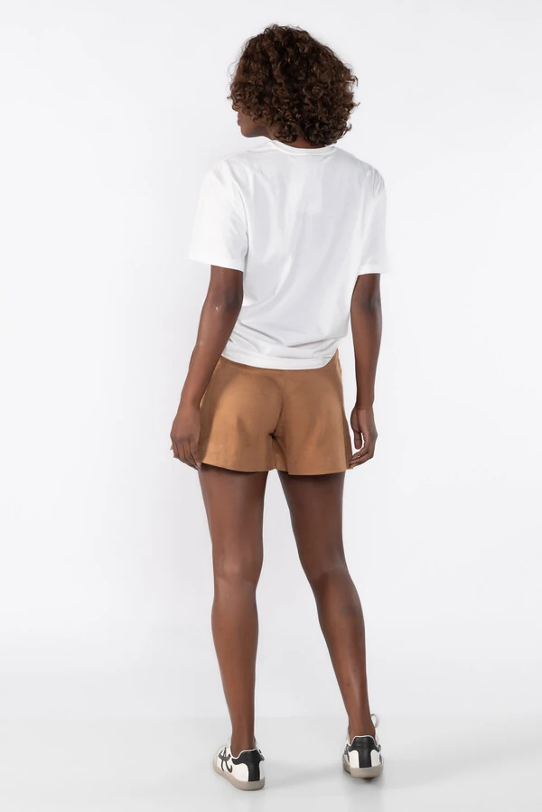 Short em suede com pence