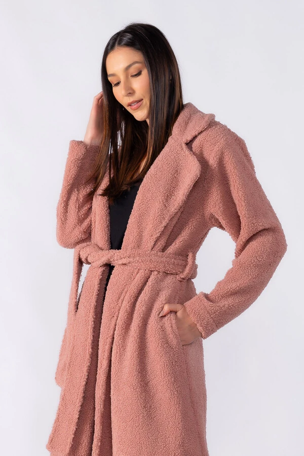 Casaco longo com faixa teddy