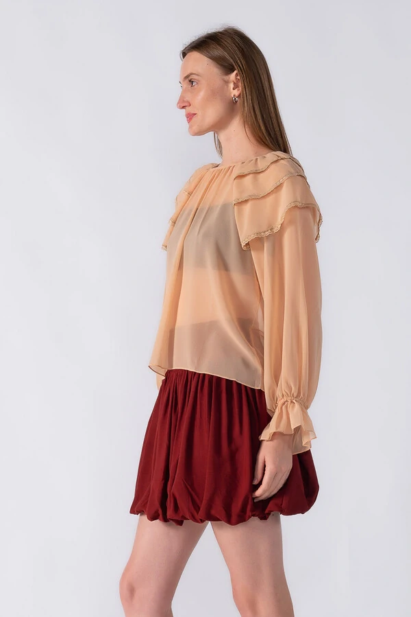 Blusa bata manga longa com babados