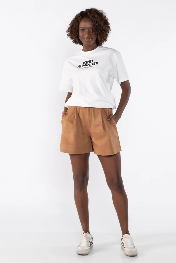 Short em suede com pence