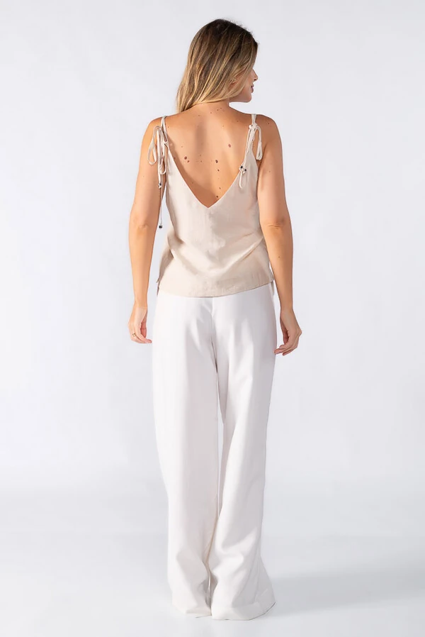 Regata com amarracao nas alcas