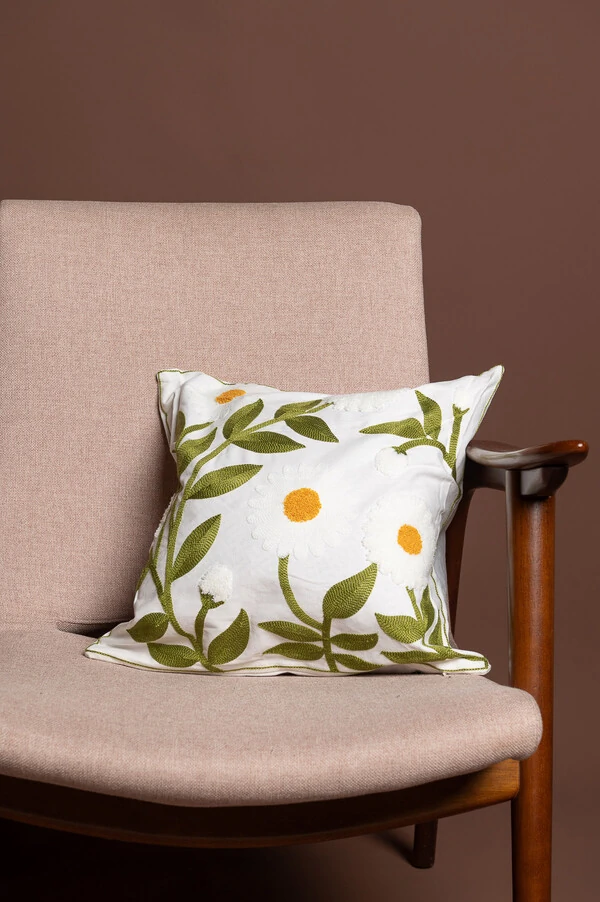 Capa de almofada flores bordadas