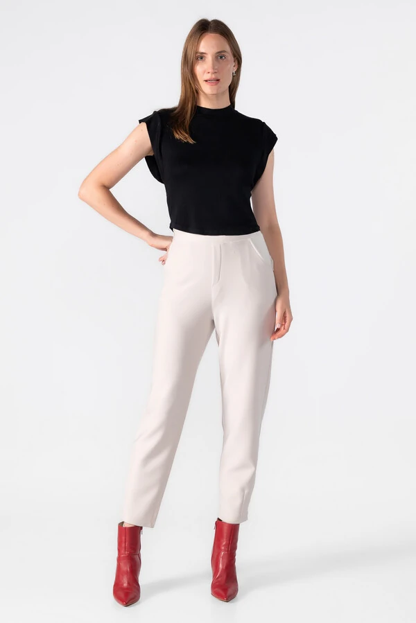 Blusa malha basica manga cavada