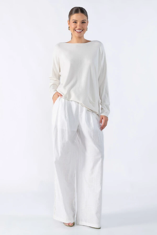 Blusa sueter basico amplo com bolsos