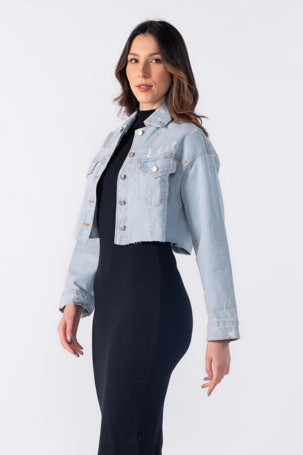 Jaqueta jeans cropped destroyed