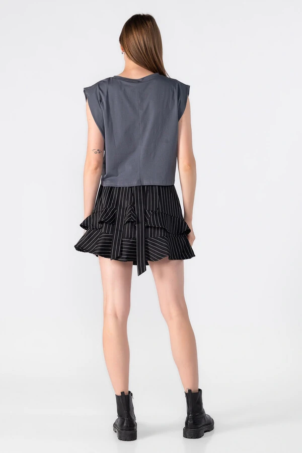 Blusa cropped muscle tee