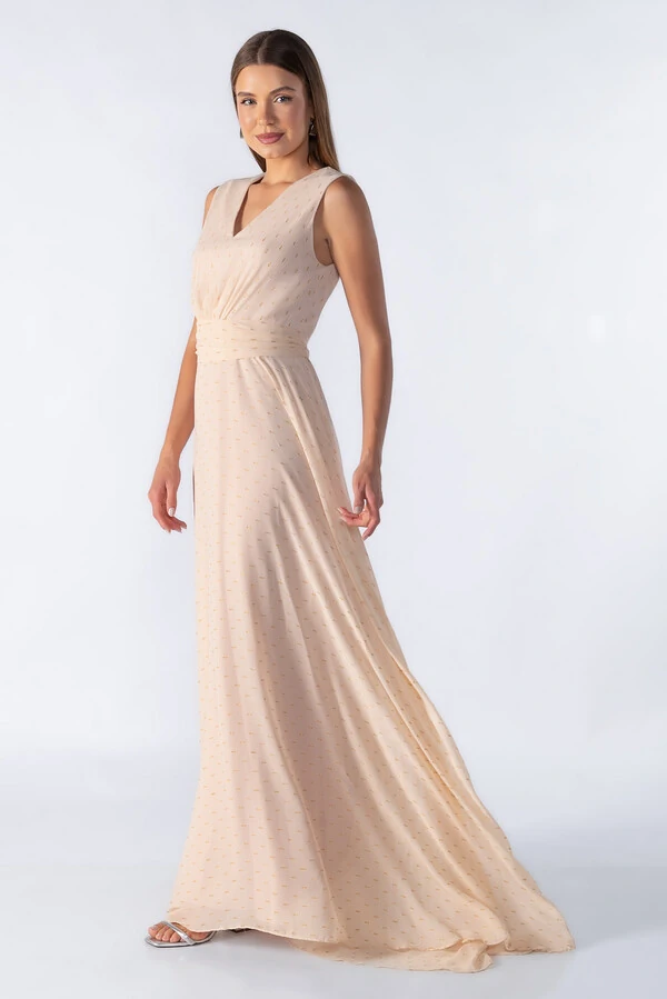 Vestido longo decote em v com pregas