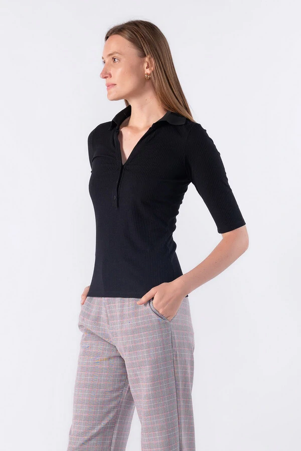 Blusa polo com manga 3/4