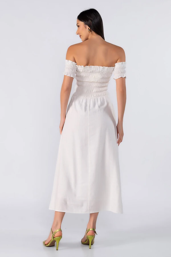 Vestido midi ombro a ombro em lastex