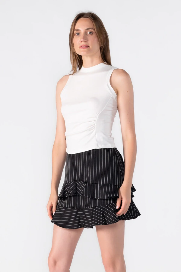 Regata raglan com detalhe acinturado