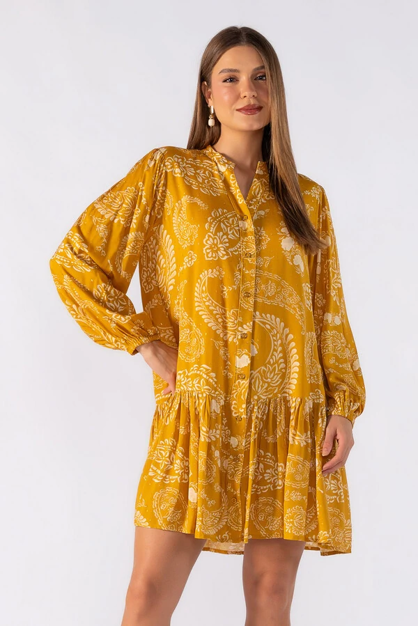 Vestido curto manga longa estampado