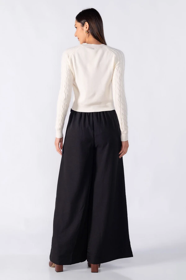 Blusa sueter texturizada manga longa