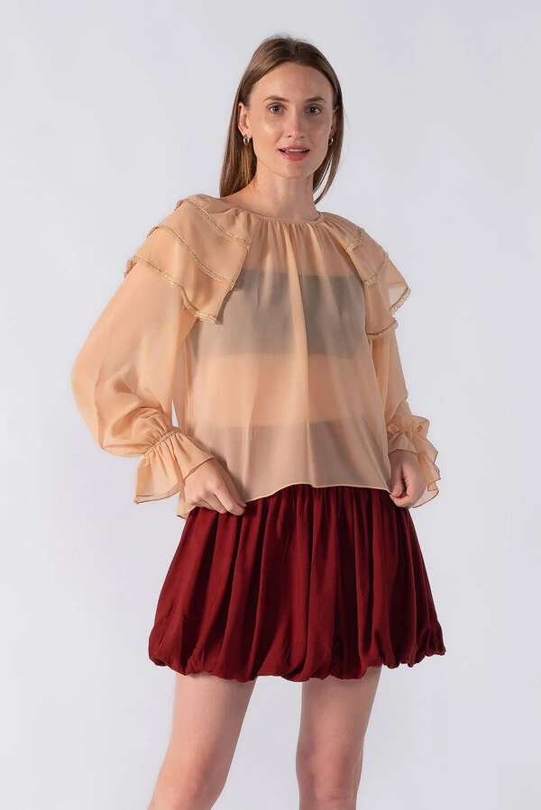 Blusa bata manga longa com babados