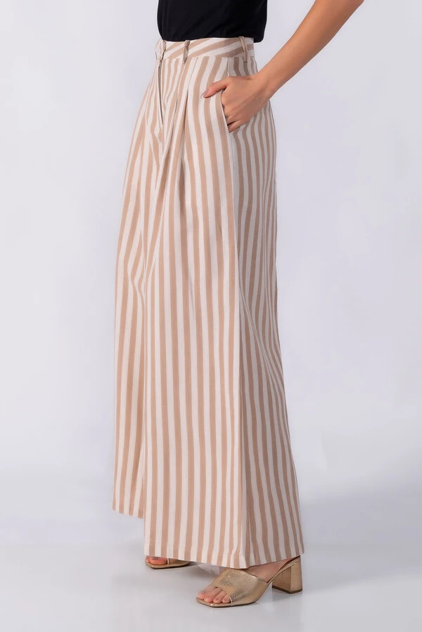 Calça pantalona ampla linho listrada