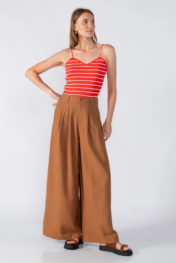 Blusa em tricot listrada