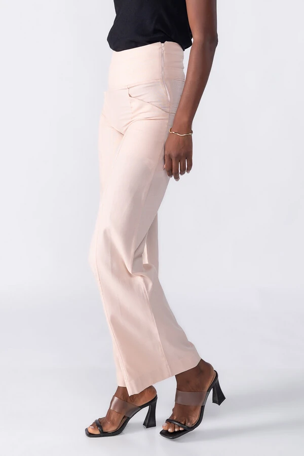 Calca reta com cos largo