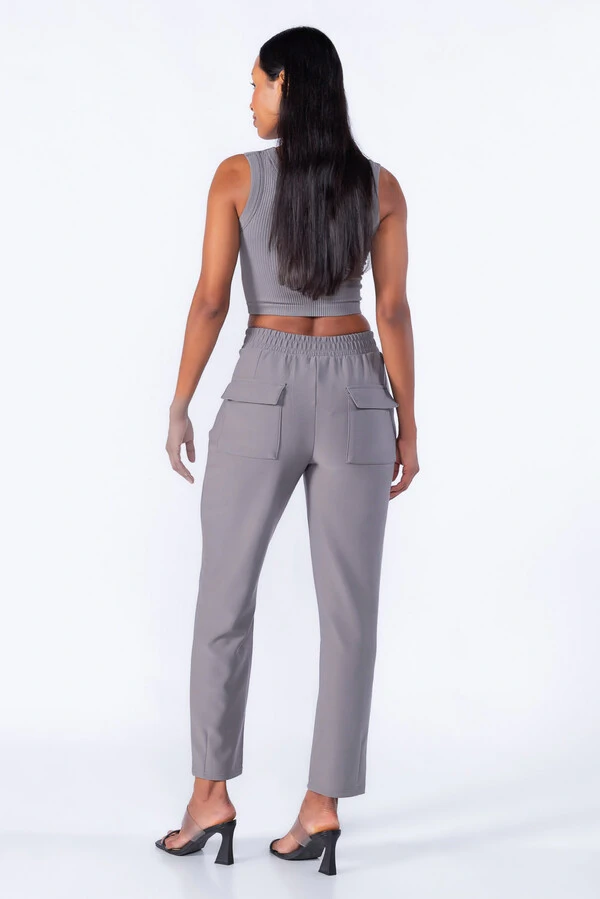 Calça Social Com Bolsos