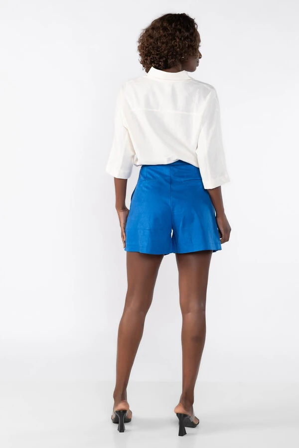 Short em suede com pence