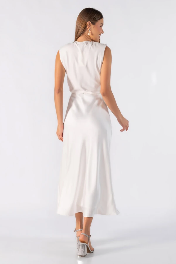 Vestido longo saia acetinada