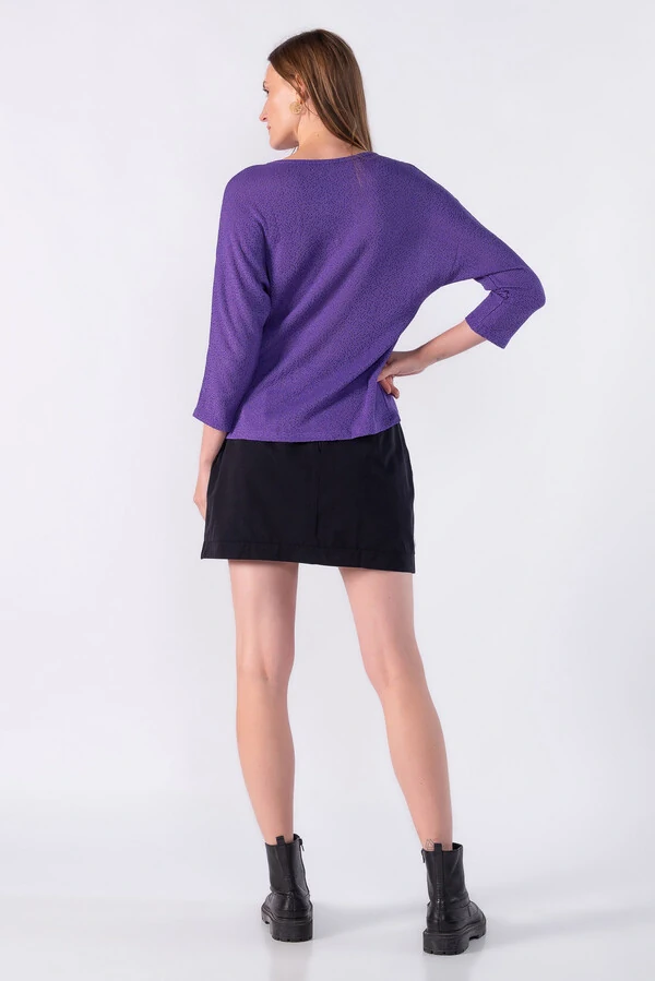 Blusa manga 3/4 com detalhe frente