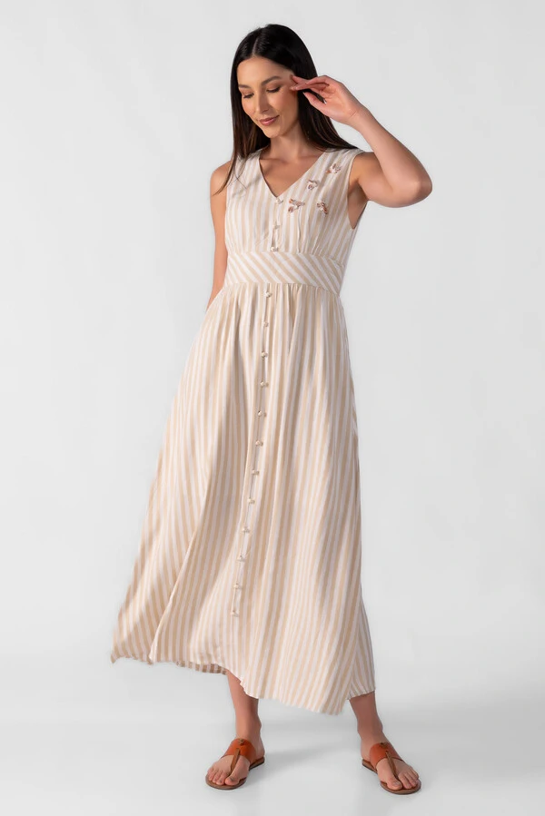 Vestido longo aplicação bordadas
