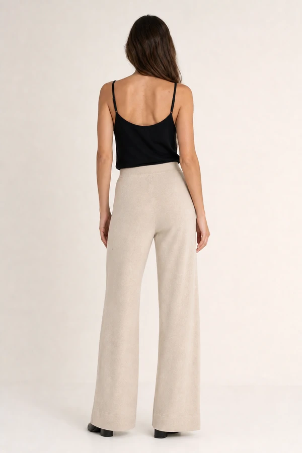 Calça reta leve com amarração