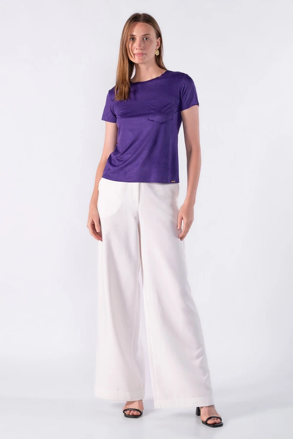 Blusa basica em suede
