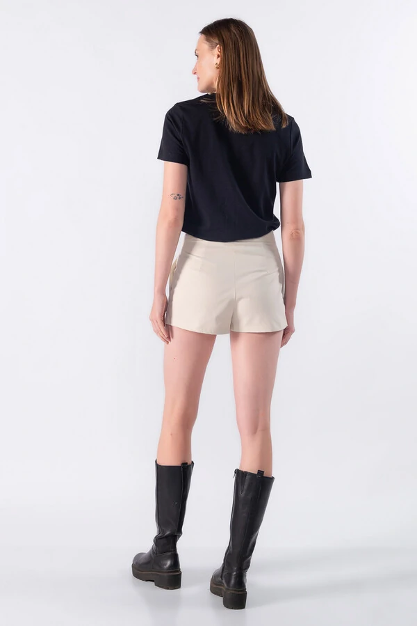 Micro shorts em alfaiataria