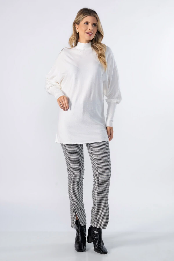 Blusa alongada detalhe canelado no punho