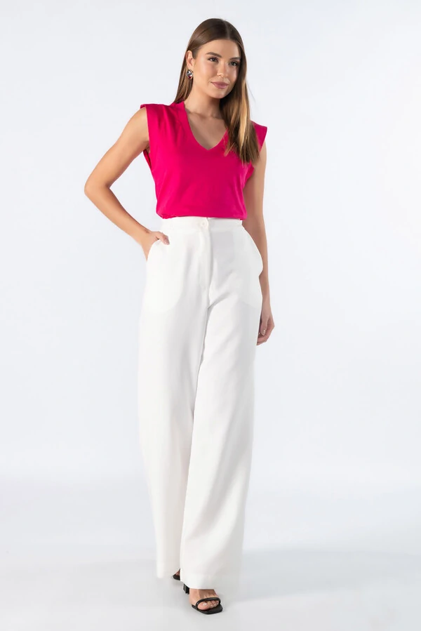 Blusa muscle com detalhes canelado e decote v