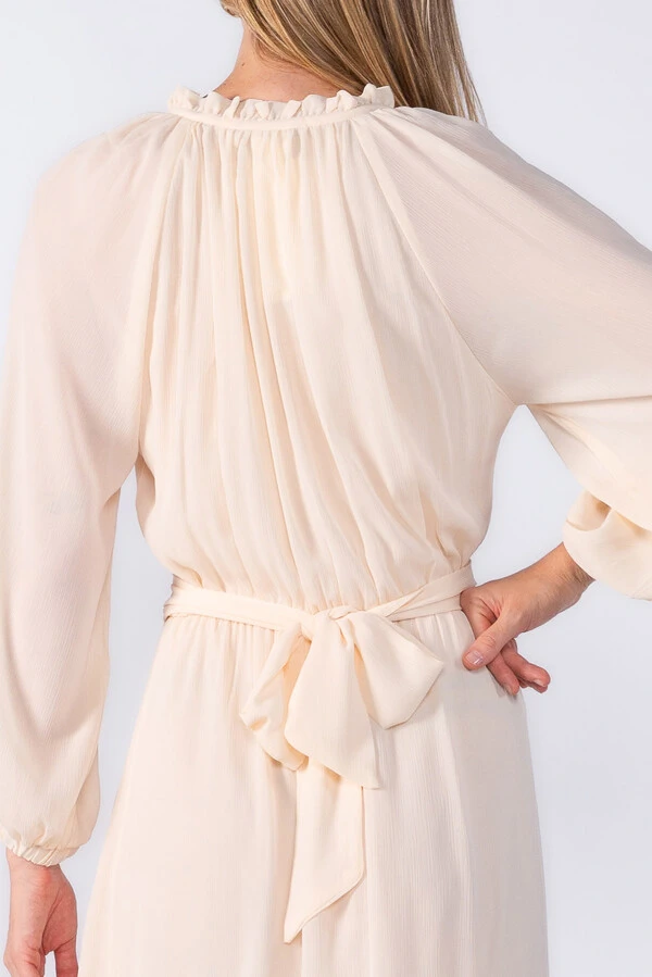 Vestido longo chiffon gola babado