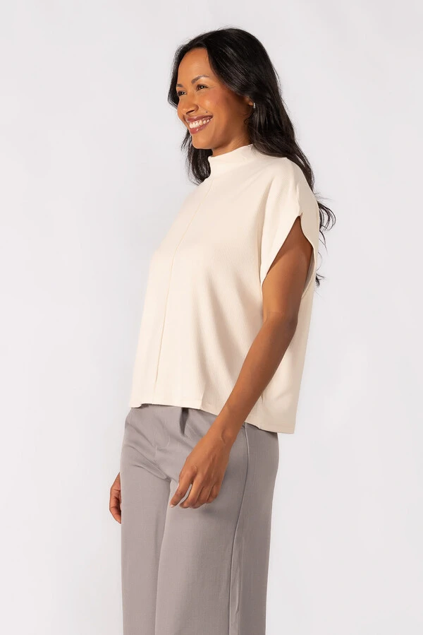 Blusa gola alta canelada