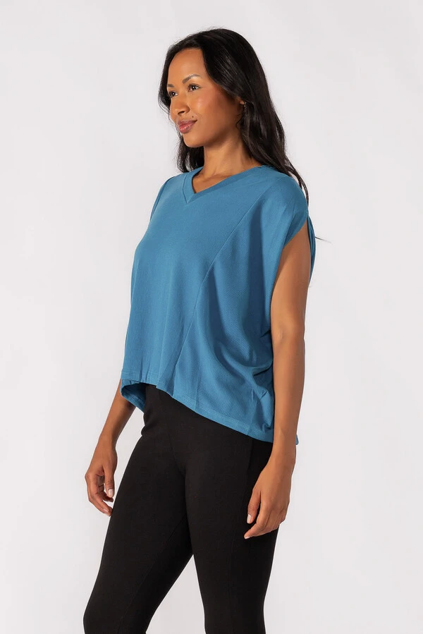 Blusa oversized decote em V
