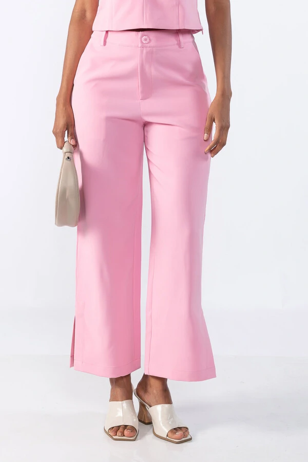 Calça Reta com Fenda Lateral