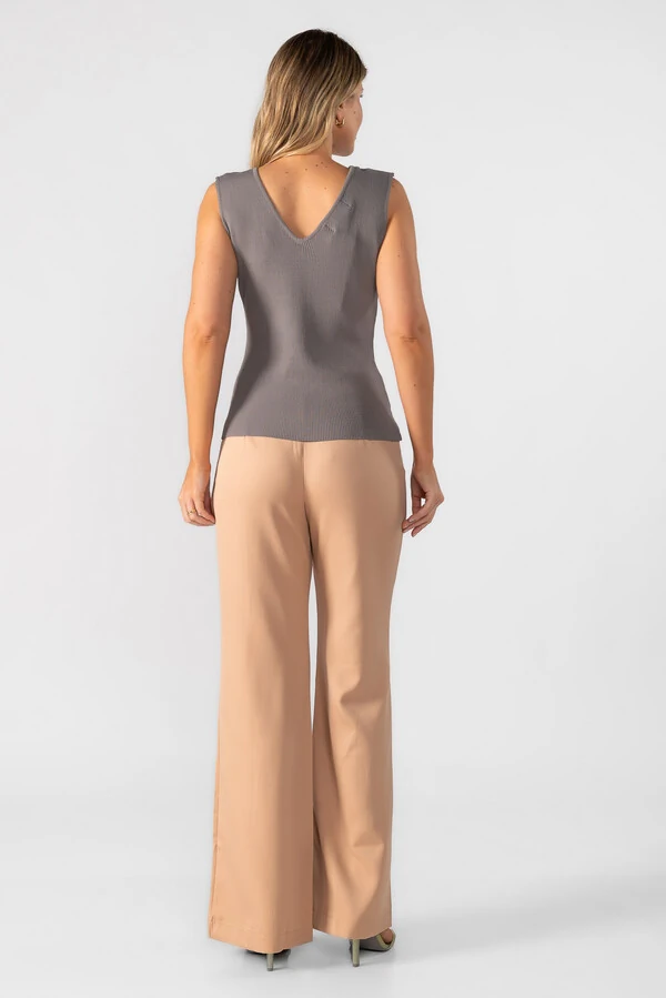 Blusa regata decote em v