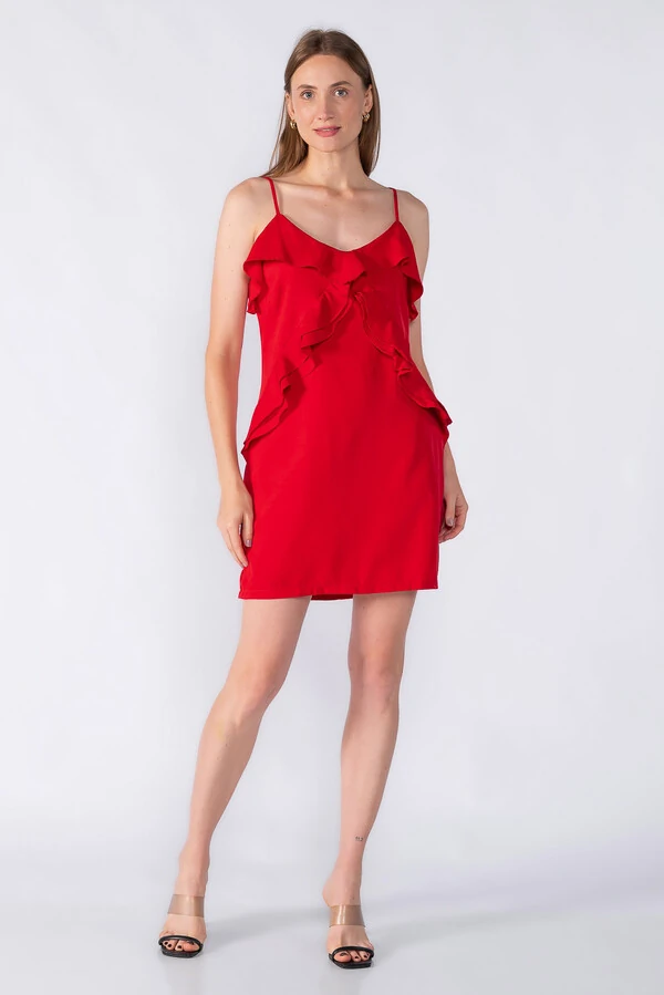 Vestido curto com babado no busto