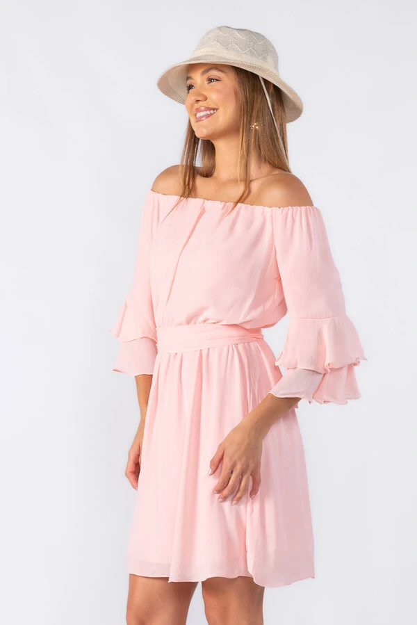 Vestido curto ombro a ombro