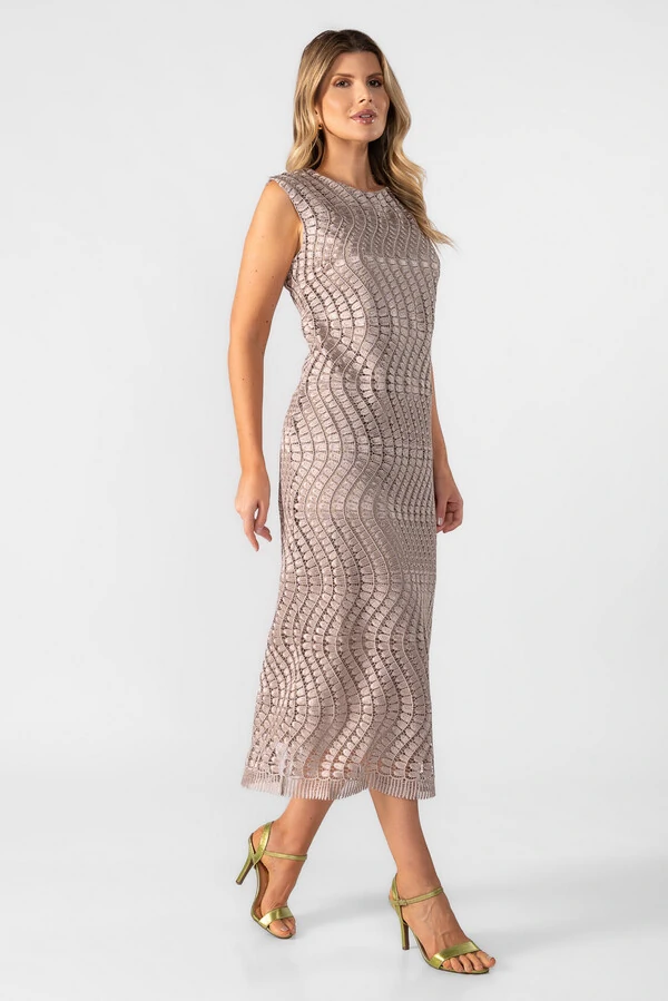 Vestido midi em guipure