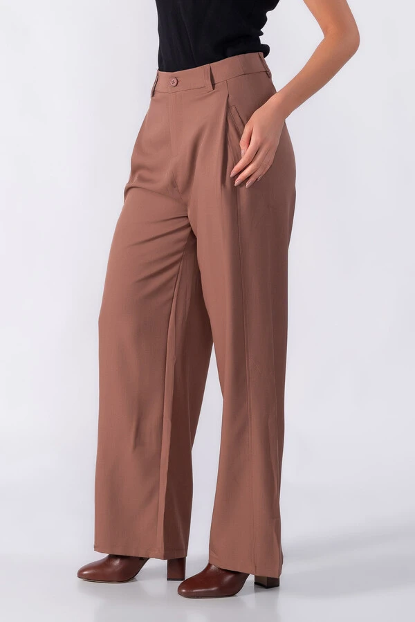 Calca pantalona detalhe costura dupla pregas