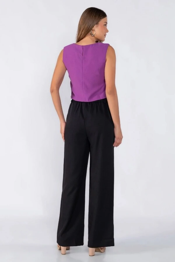 Blusa curta decote V